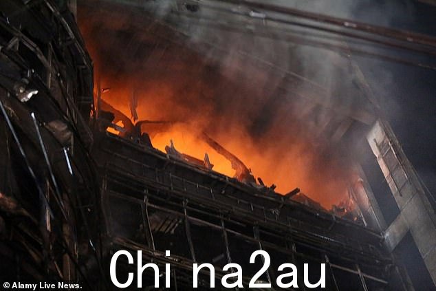 孟加拉国一场毁灭性的大火席卷了一座六层建筑,造成至少 45 人死亡,数十人受伤