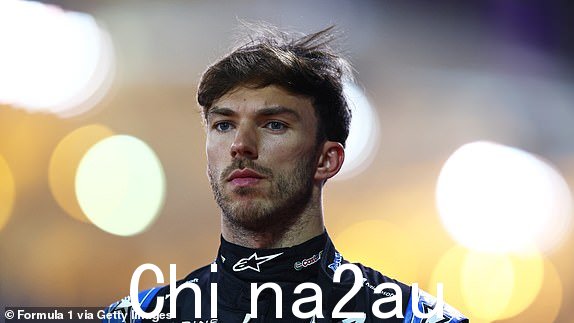 巴林,巴林 - 3 月 1 日:法国和 Alpine F1 的排位赛第 20 名皮埃尔·加斯利 (Pierre Gasly) 于 2024 年 3 月 1 日在巴林巴林国际赛车场举行的 F1 巴林大奖赛之前的排位赛中走入维修区。(摄影:Bryn Lennon - Formula 1/Formula 1 via盖蒂图片社)