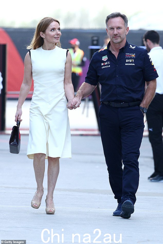 Geri Horner 今天与丈夫 Christian 保持统一战线,保持了简约和经典的造型