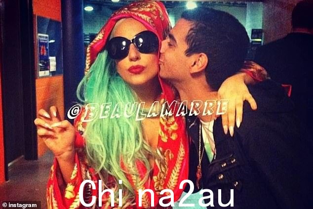 Beau Lamarre-Condon(与 Lady Gaga 合影),一名被指控杀害电视明星及其男友的警官,几年前就被同学们赋予了一个引人注目的头衔