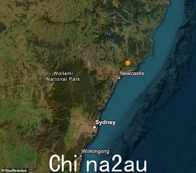据澳大利亚地球科学报道,周日下午 1 点刚过,地震发生在斯蒂芬斯港附近的卡鲁阿,震源深度六公里