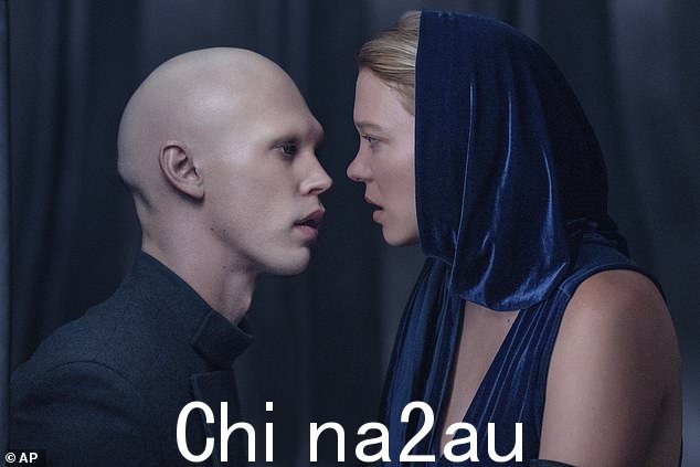 这位女演员在丹尼斯·维伦纽瓦导演的科幻史诗《沙丘:第二部分》中与奥斯汀·巴特勒一起回归电影院,饰演玛格特·芬林(如图)