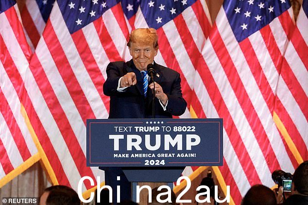 共和党人现在已经听天由命了,照片是他在超级星期二获胜后拍摄的,11 月再次成为共和党的旗手