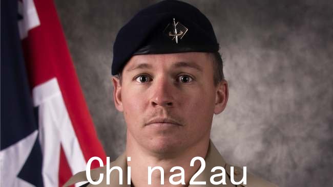 一等兵杰克·菲茨吉本 (Jack Fitzgibbon) 因伤死亡在一次跳伞事故中受伤。图片:澳大利亚国防军