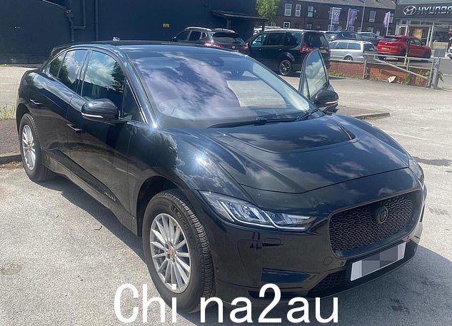 欧文先生拥有的捷豹 I-Pace 照片为他遭受可怕事件之前的照片