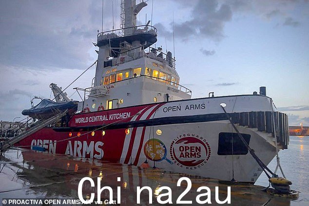 西班牙人道主义非政府组织 Proactiva Open Arms 于 2024 年 3 月 9 日发布的这张讲义图片显示了这艘名为 Open Arms 的船只停靠在塞浦路斯拉纳卡港