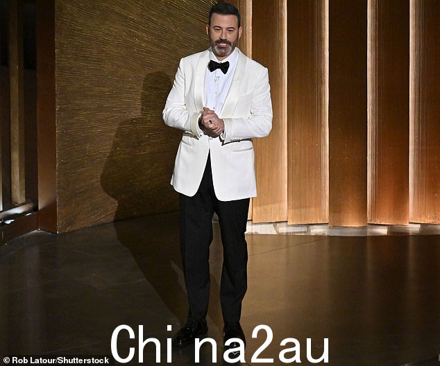虽然他的薪水可能会因 2024 年的典礼而增加,但当 Kimmel 在 2022 年采访 Wanda Sykes 时,情况似乎并没有太大变化