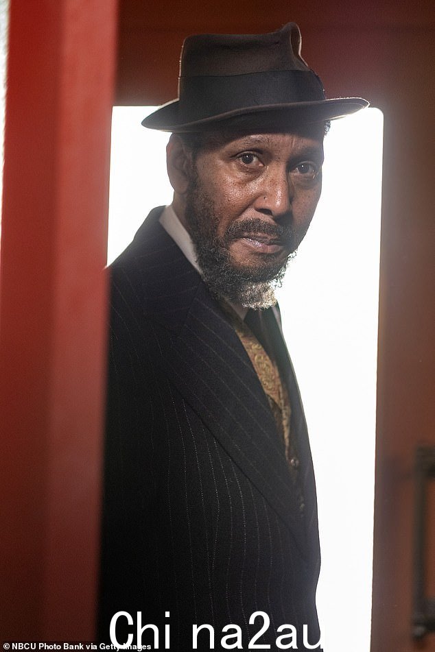 罗恩·塞法斯·琼斯 (Ron Cephas Jones) 因长期肺部问题去世,享年 66 岁,虽然他因热门电视剧《我们这一天》而闻名,但他也出现在电影《我的名字是多麦特》中