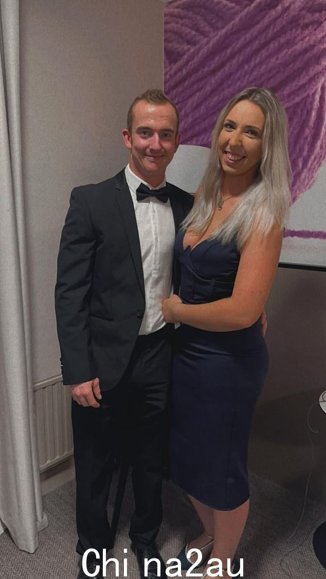 Keagan Kirkby,25 岁,生前与女友 Emily Burge 合影
