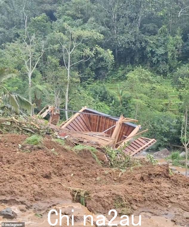 一名澳大利亚妇女是在印度尼西亚度假胜地巴厘岛上遇难的两名游客之一，原因是大雨引发山体滑坡，冲毁了她们的别墅