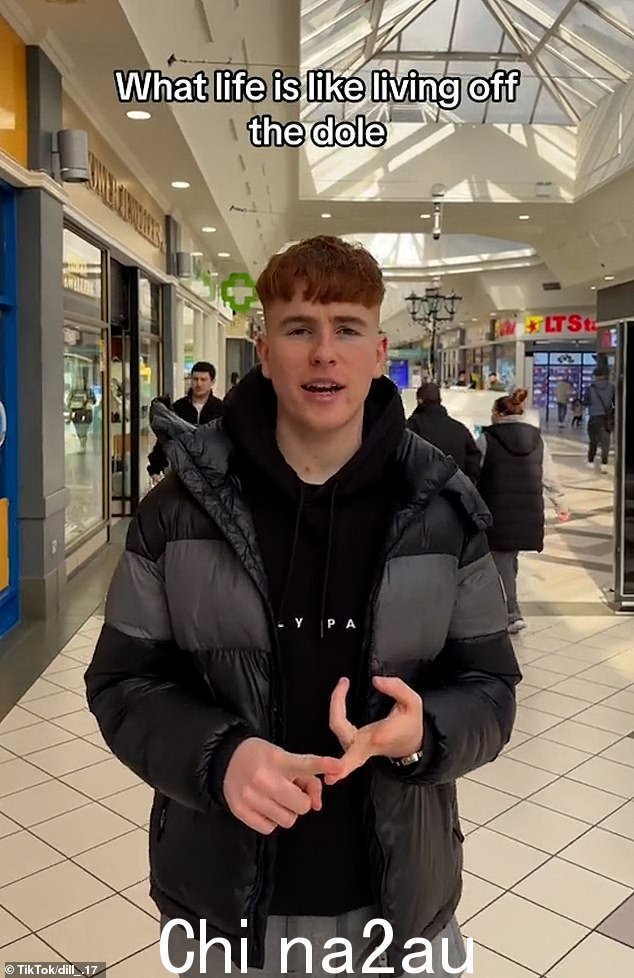 TikTok 用户在社交媒体上向数千名粉丝开玩笑谈论领救济金的生活