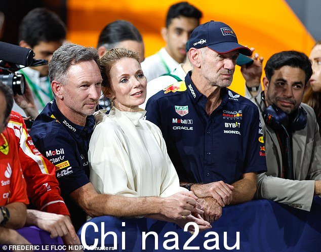Christian Horner 和 Geri Halliwell 在红牛车队赢得沙特大奖赛后合影