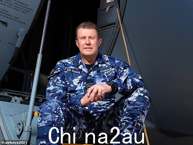 彼得·奥弗顿(如图)在澳大利亚皇家空军中的秘密角色已被揭露