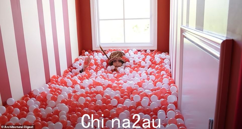 可以在豪宅被大火烧毁之前看到模型