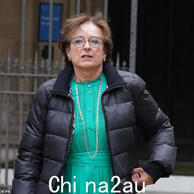 蒙克顿男爵夫人(如图),戴安娜王妃的一位朋友说她对这张照片感到“震惊和恐惧”