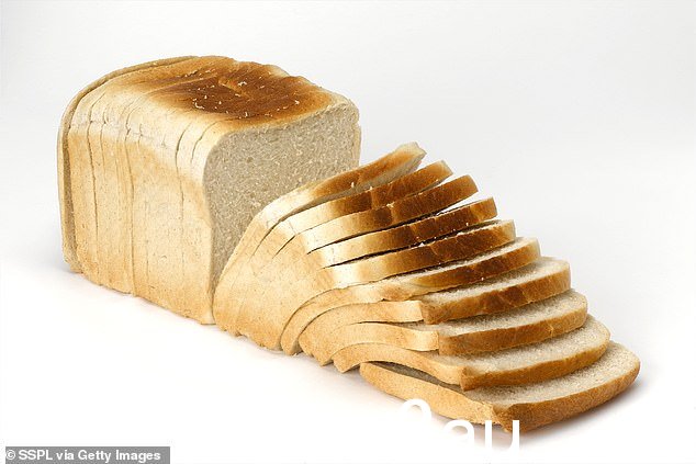 Warburtons Toastie 是一种白色厚片面包,根据所涉及的加工量,它在 NOVA 食品分类中的四个类别中也名列最差(库存图片)
