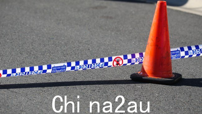 一男一女受重伤据警方称,他们据称在悉尼西部的一场邻居纠纷中被汽车撞倒。图片:NCA Newswire / Gaye Gerard