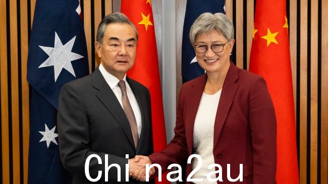 澳大利亚外交部长黄英贤于 2019 年 9 月会见中国外长王毅周三，中国外交部长与基廷先生会面仅 24 小时几个小时以后。图片：NCA NewsWire / Martin Ollman