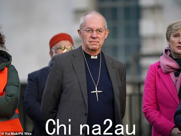 最新消息是坎特伯雷大主教贾斯汀·韦尔比 (Justin Welby) 表示,猜测王室成员的健康状况是“错误的”,就像“乡村流言”一样糟糕” class=
