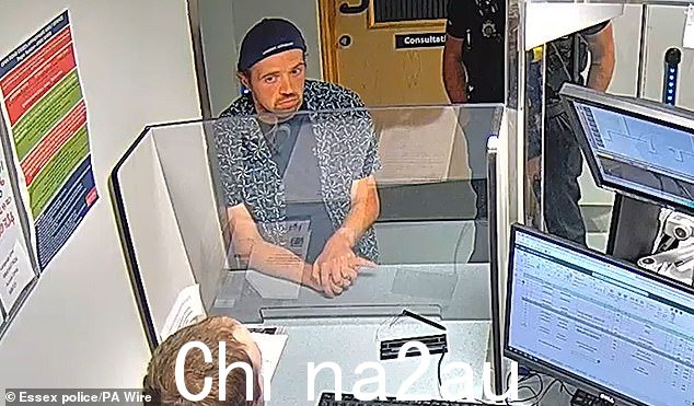 摘自埃塞克斯警方发布的卢克·德维特录像中未注明日期的视频