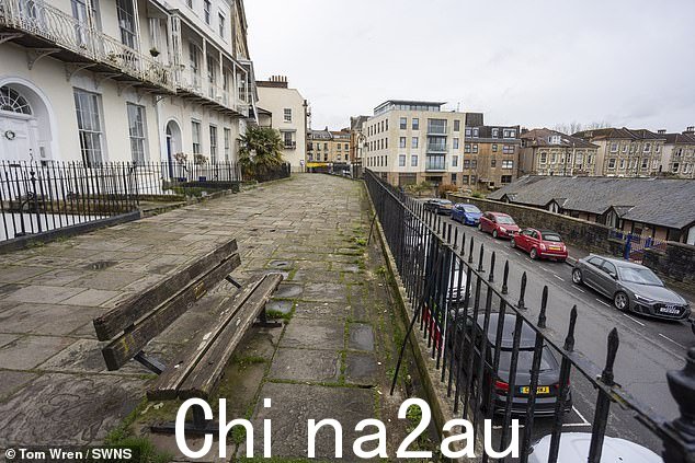 发现它的女人发现它“非常有趣”,并说,“地狱里没有像被蔑视的女人那样的愤怒”