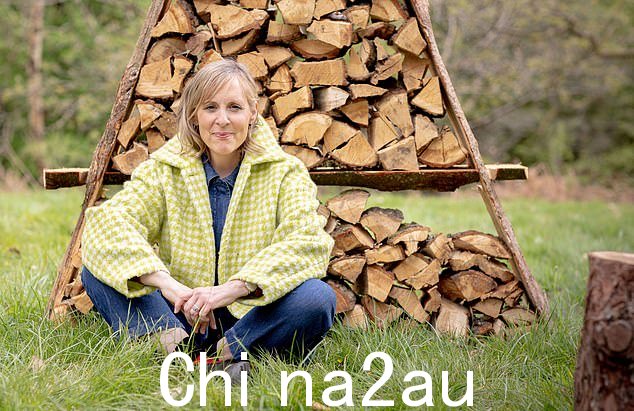 The Great Britain Bake Off 的前主持人 Mel Giedroyc(如图)在她深爱的母亲去世后感到悲痛万分