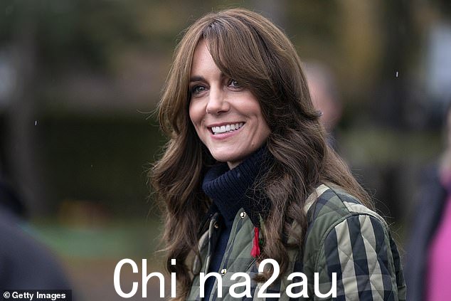 周五晚上凯特宣布她正在与癌症作斗争在温莎的电视讲话中,她正在接受化疗” class=