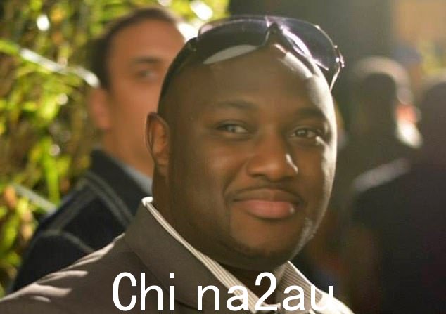 '在 2004 年妈妈去世之前与妈妈在一起的那些额外时光非常重要,移植手术改变了我哥哥的生活,'Edmund Clottey 说道。