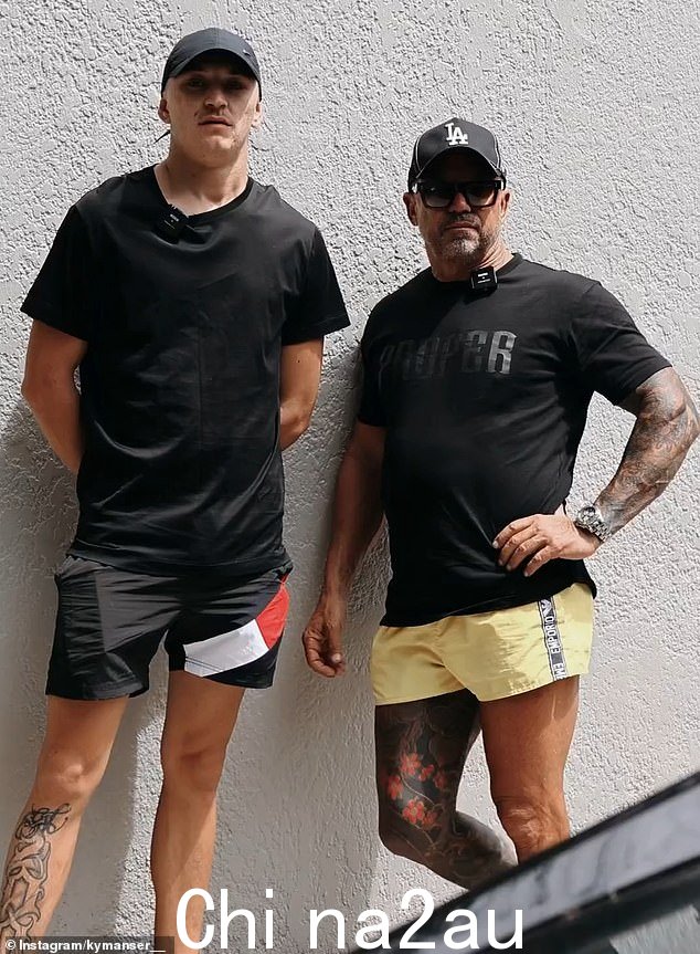 Russell Manser 和他的儿子 Ky。就在他去世前几天,Manser 发布了一段视频,Ky 告诉他他为他感到多么自豪