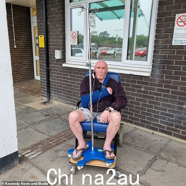 Ivan Savage,60 岁(如图)表示,在遭受可怕的伤害后,他感到很幸运能够活着