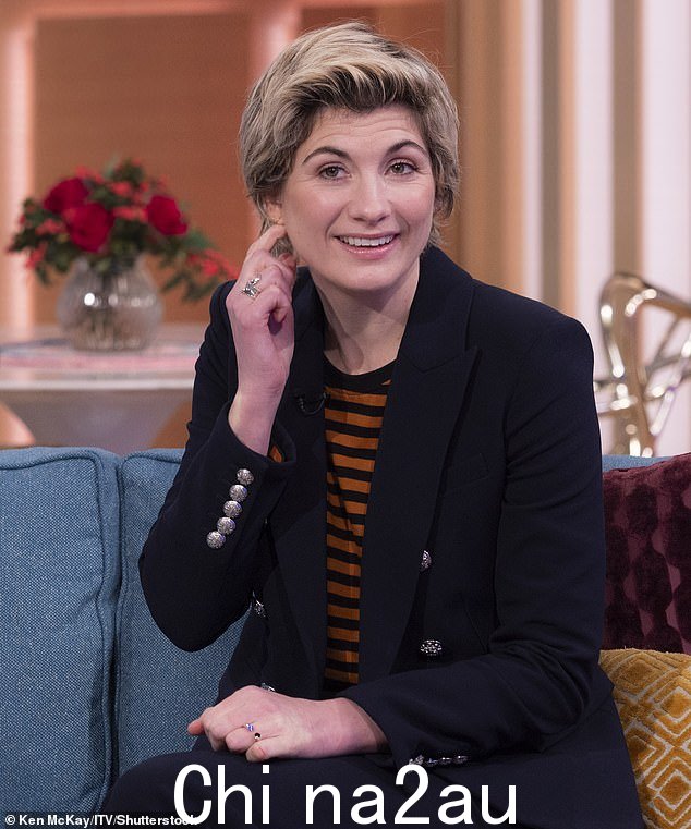 第二位竞选该角色的女性是朱迪·惠特克 (Jodie Whittaker),她的赔率是 8/1,概率为 11.1%