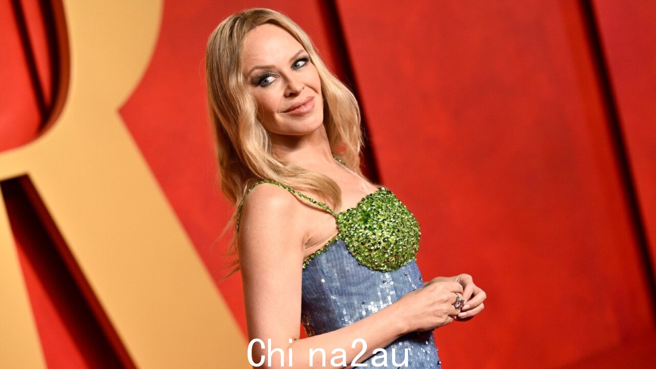 凯莉·米洛 (Kylie Minogue) 登上标题辉煌in the Grass