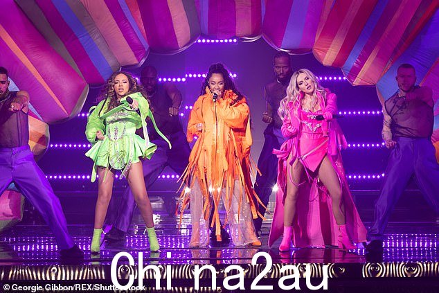Little Mix 于 2021 年 12 月宣布分手,当时他们透露三人组合将在在一起 10 年“令人惊叹”之后休息一下(L-R Jade Thirlwall、Leigh-Anne 和 Perrie)