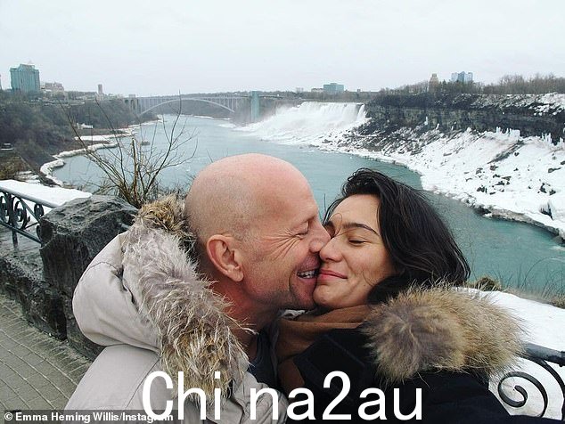 艾玛自 2009 年起与威利斯结婚