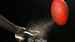 “甚至在我们的家里也不安全”：埃迪·贝茨分享了针对他的孩子的种族主义虐待的令人不安的视频