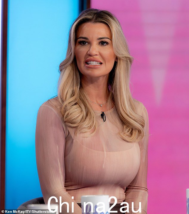 Christine McGuinness,36 岁,透露她害怕参加 BBC 节目《朝圣》,因为这是她离开孩子最长时间的一次