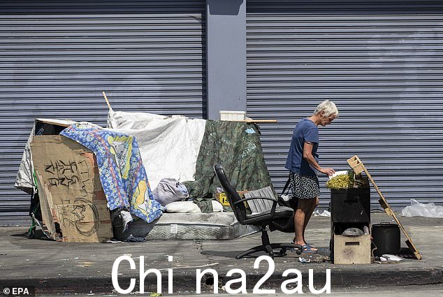 政府统计数据显示,2019 年至 2020 年间,无家可归者人数增加了 6.8%,2020 年至 2022 年间,无家可归者人数进一步增加了 6%