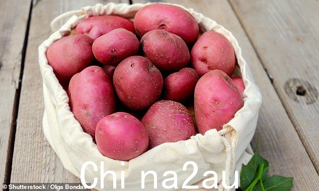 红土豆富含支链淀粉,这使它们具有蜡质质地,有助于它们在煮时保持在一起