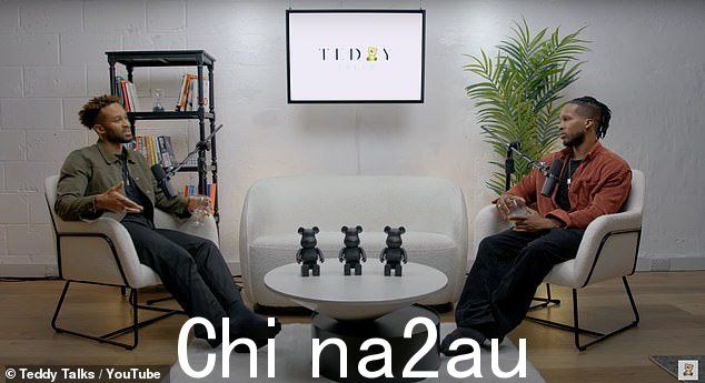 在他的播客《Teddy Talks》中,这位电视名人在讨论与他的兄弟西德尼的“前任关系”时引起了眉毛 - 尽管他没有具体说明是谁” class=