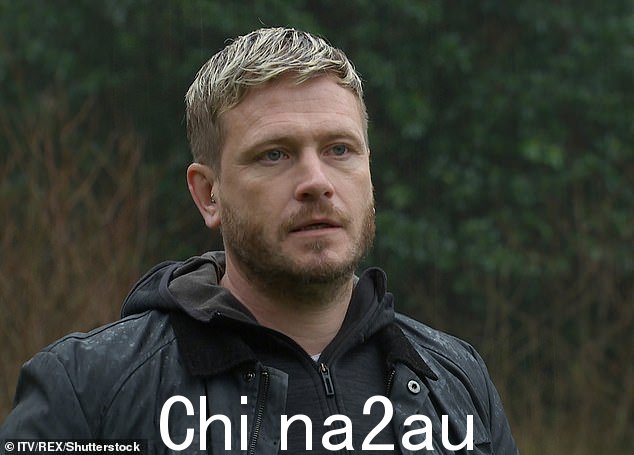 Emmerdale 已确认去年令人震惊地退出村庄的粉丝最喜欢的大卫·梅特卡夫(由马修·沃尔芬登饰演)将不会回来