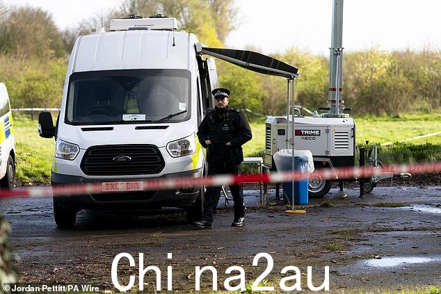 大都会艺术博物馆的调查是在 4 月 2 日星期二上午 9 点后不久向警方报警后启动的