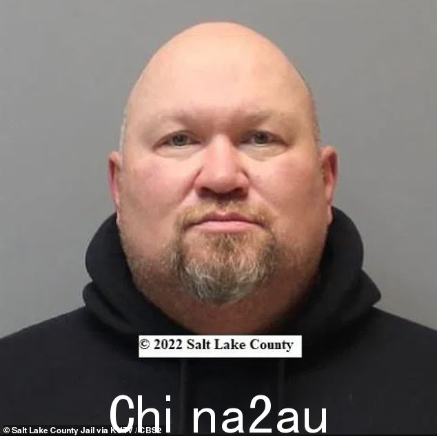 正是在这种状态下,厄本利用了她,导致他在周五被判处至少 13 年徒刑