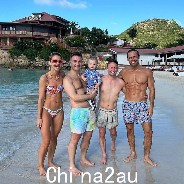 《Vogue Williams》分享了她与丈夫 Spencer Matthews 及其朋友一起前往圣巴特享受阳光普照的度假之旅的见解