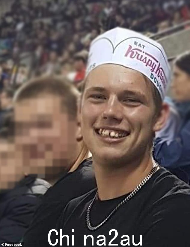 Lachie Young,21 岁,同时被指控涉嫌谋杀 McGuire 女士