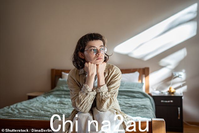 多伦多大学研究人员表示,大多数单身人士实际上都是内向的人(库存图片)