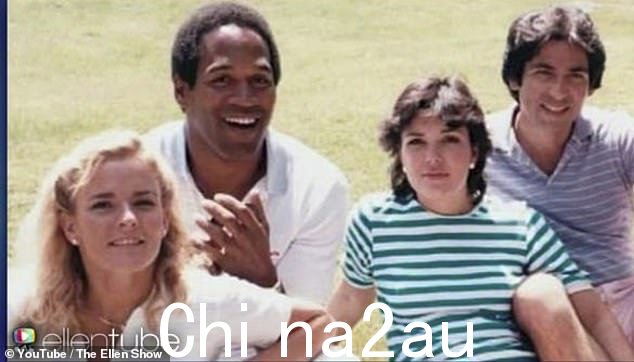 妮可、OJ、克里斯·詹纳和罗伯特·卡戴珊都是 20 世纪 80 年代的亲密朋友