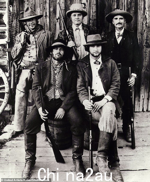 F(从左到右,从上到下) Frederic Forrest、Jack Nicholson、John P Ryan、Randy Quaid 和 Harry Dean Stanton 都出现在电影的宣传照中