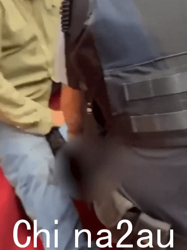 在社交媒体流传的剪辑中听到该青少年说阿拉伯语。图片:X