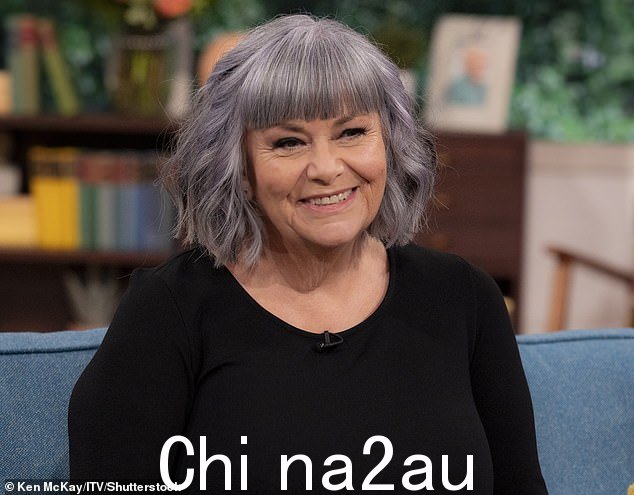 Dawn French(如图),66 岁,最近认为说“我不知道”是有力量的,并敦促年轻人这样做
