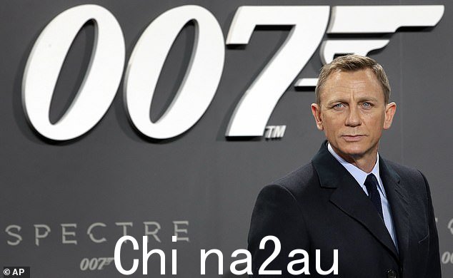 系列制片人芭芭拉·布洛柯里 (Barbara Broccoli) 在丹尼尔·克雷格 (Daniel Craig) 退出后目前正在重塑该系列电影,以 2021 年的《无暇赴死》结束他饰演 007 的五部电影;克雷格 (Craig) 则在 2015 年“班级” =